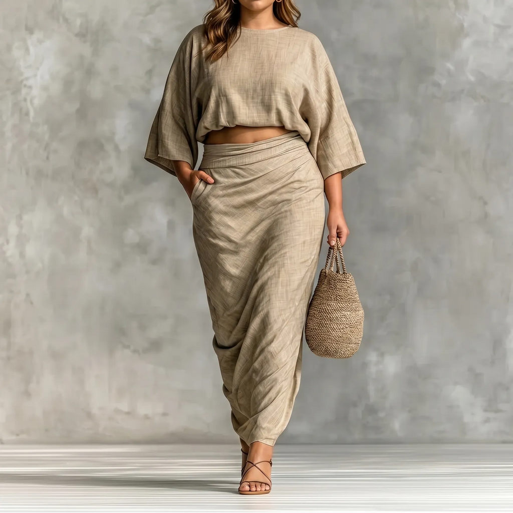 Lunavia – Women's Kimono Sleeve Plus-Size Two-Piece Set