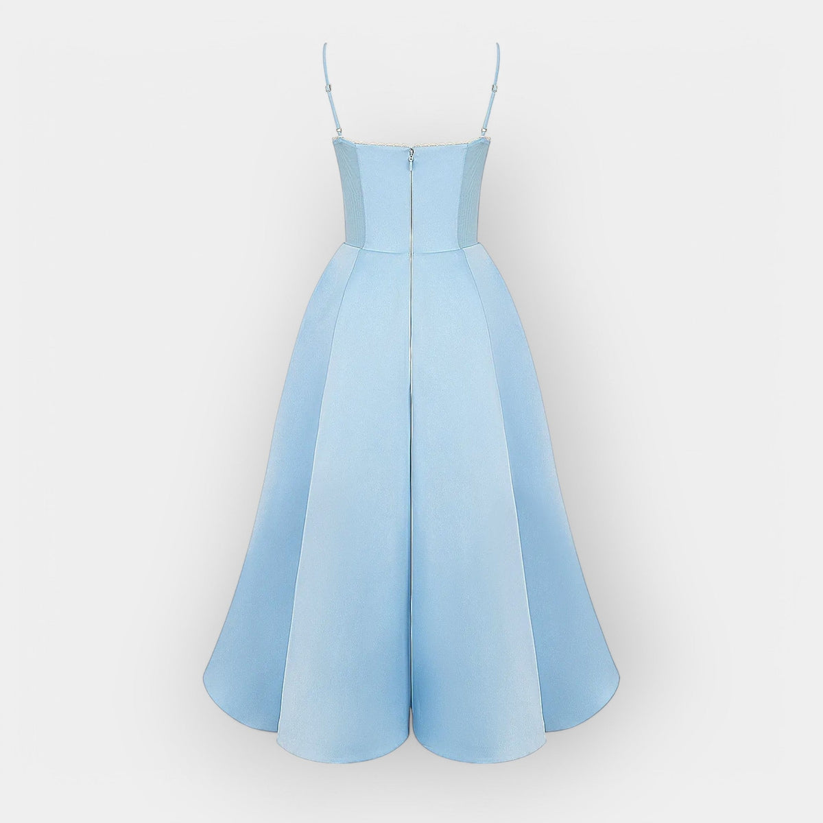 Elegant Midi Dress with Stylish Line