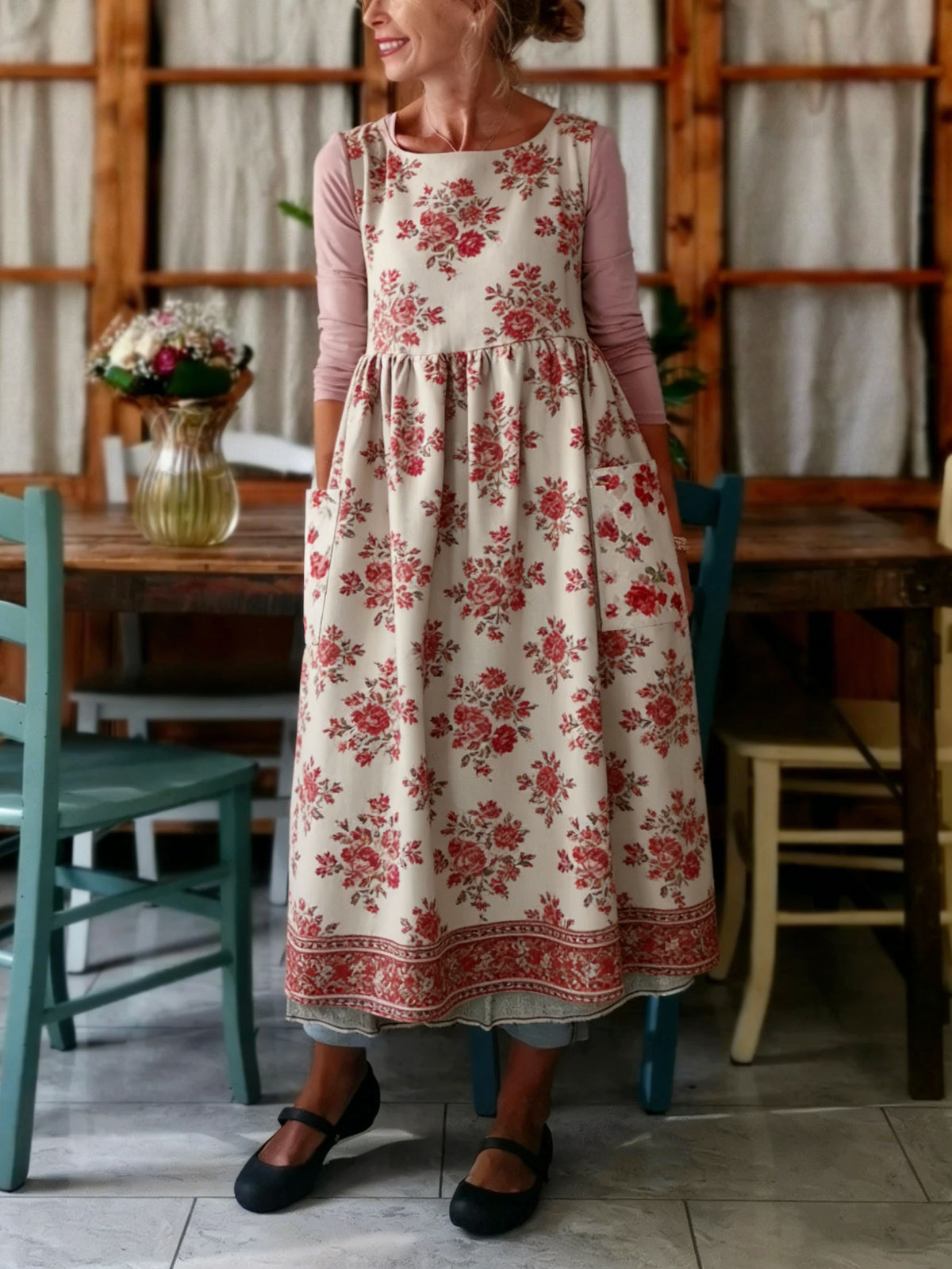Vintage Red Rose Print Apron