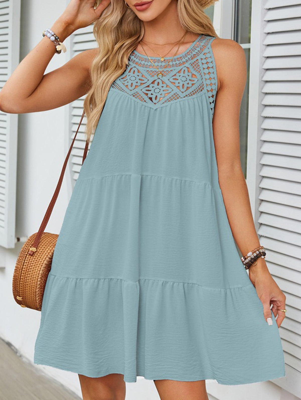Lace Patch Halter A Line Dress_CWDSD12026