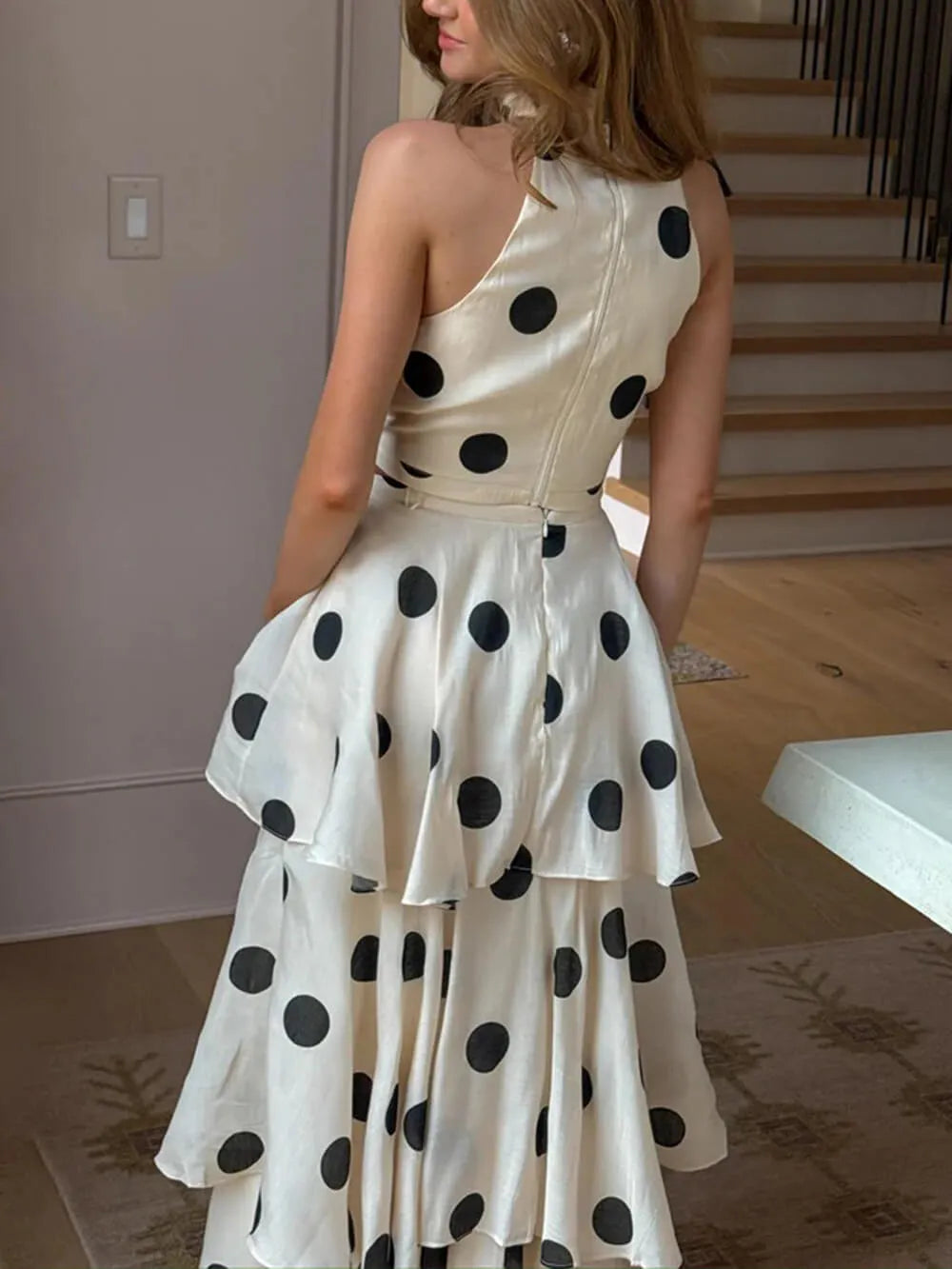 Exquisite Gift To You Polka Dot Print High Neck Sleeveless Top