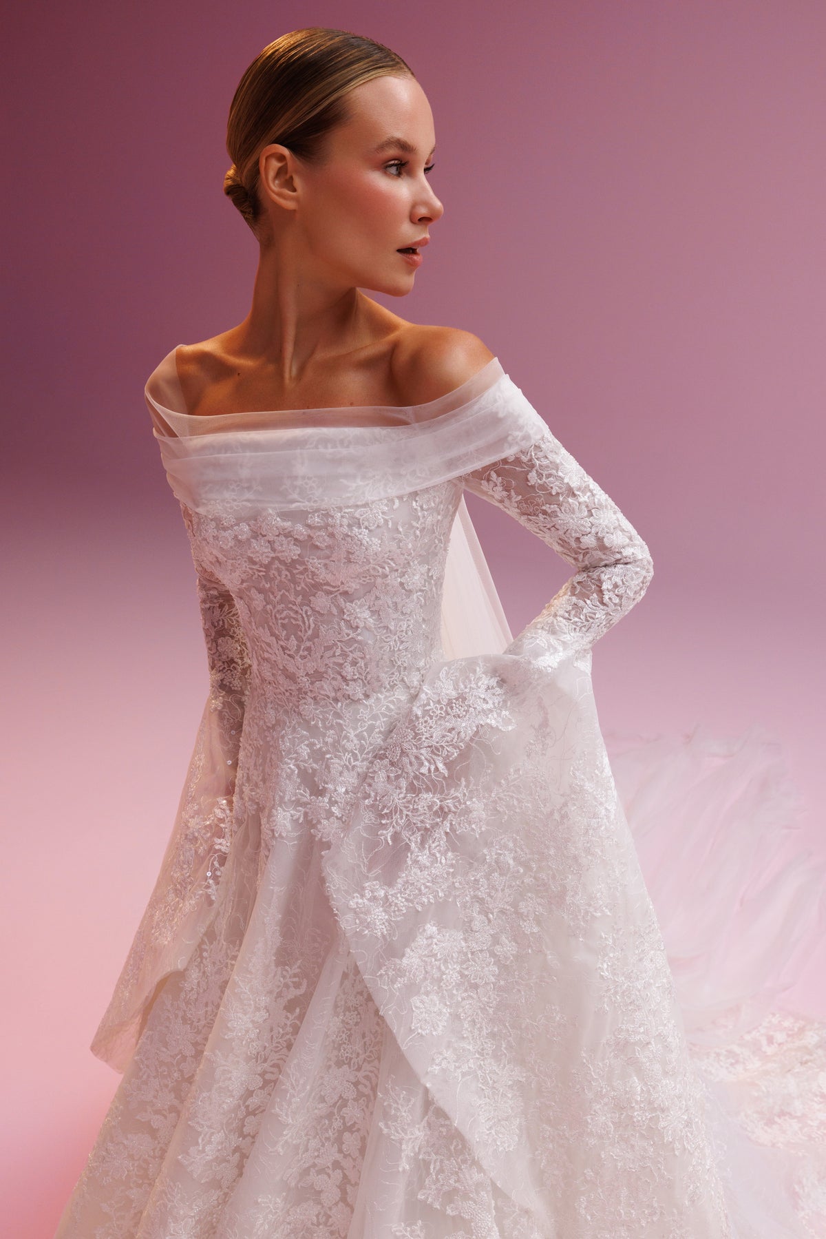 EVELYN Elegant Off-Shoulder Voluminous Sleeves Princess Bridal Gown