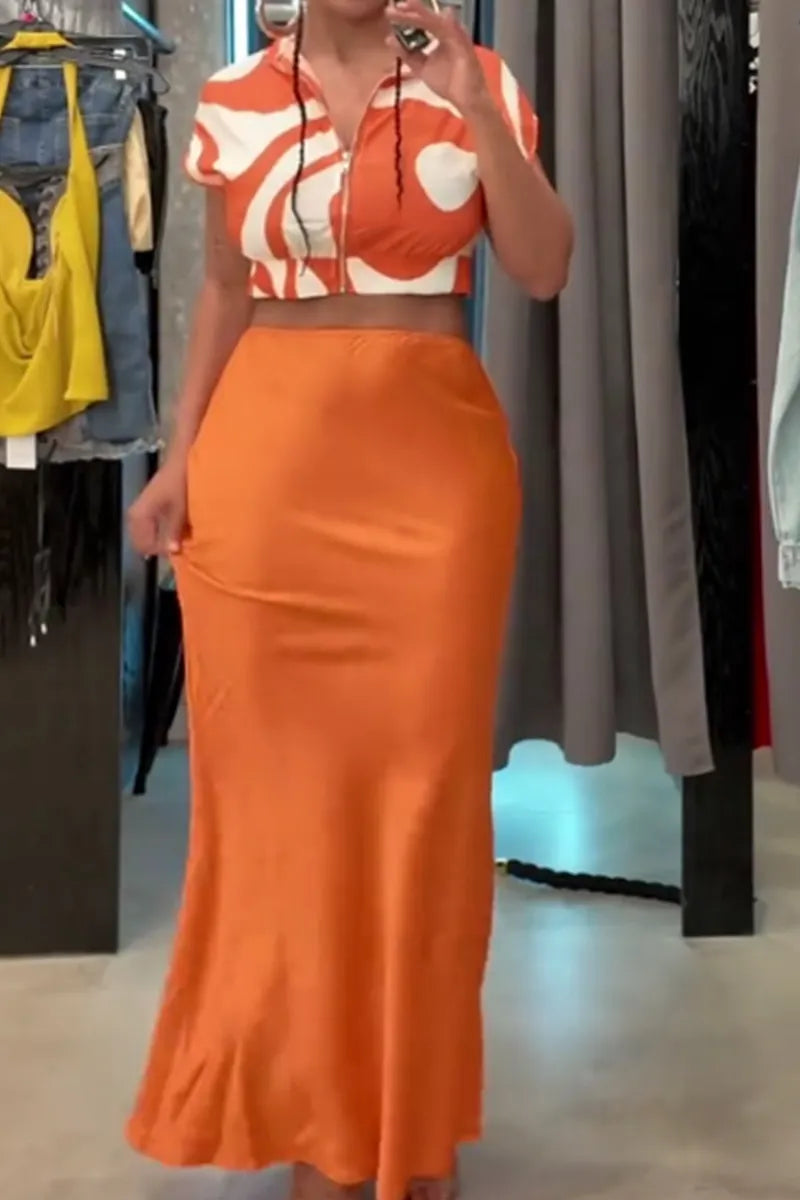 Women's Printed Color Block Short Zipper Commuter Top Or Satin Breast Shaped Midi Skirt