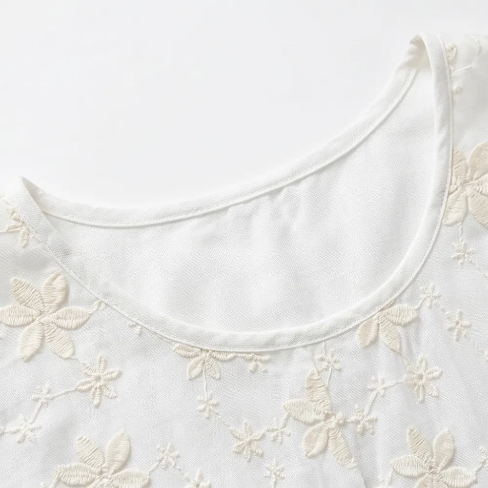 Floralé – Women's Embroidered Floral Peplum Blouse