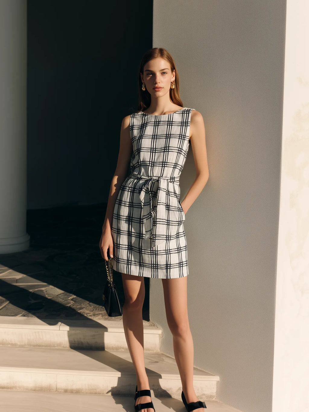 Women's Elegant Black & White Plaid Cotton-Linen Short Dress — Crew Neck, Sleeveless, Loose Fit MDZ2741D6LXY