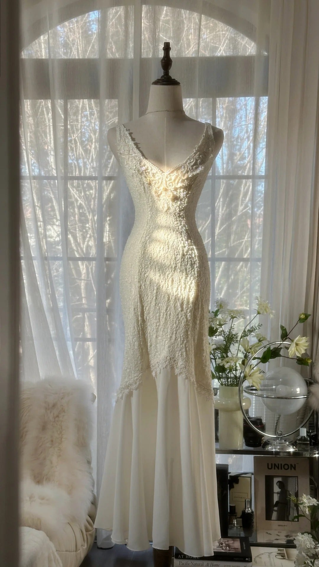 Vintage Evening Dresses, Ivory Sleeveless Party Gowns  25522