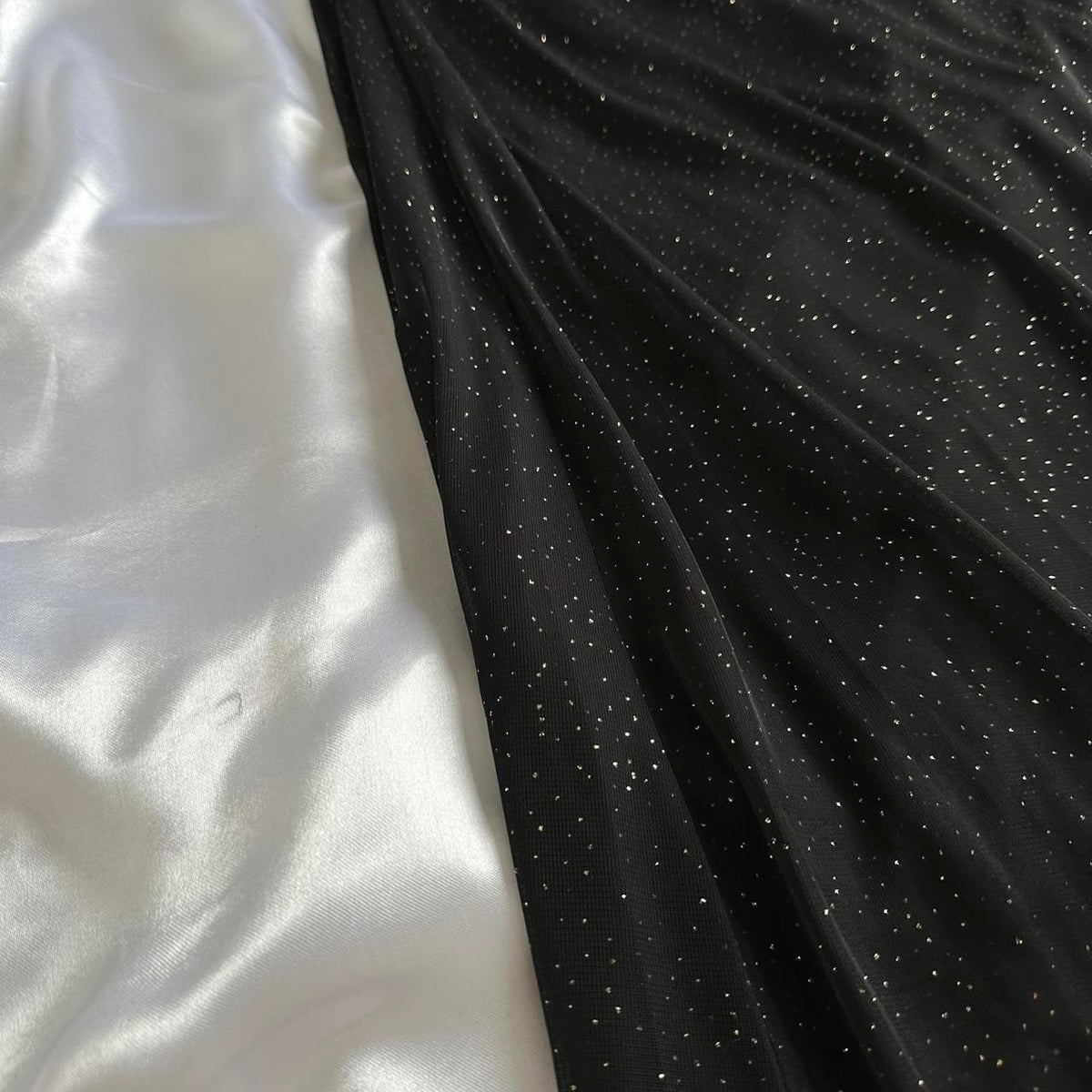 Betsy & Adam Women's Black and Gold Dress