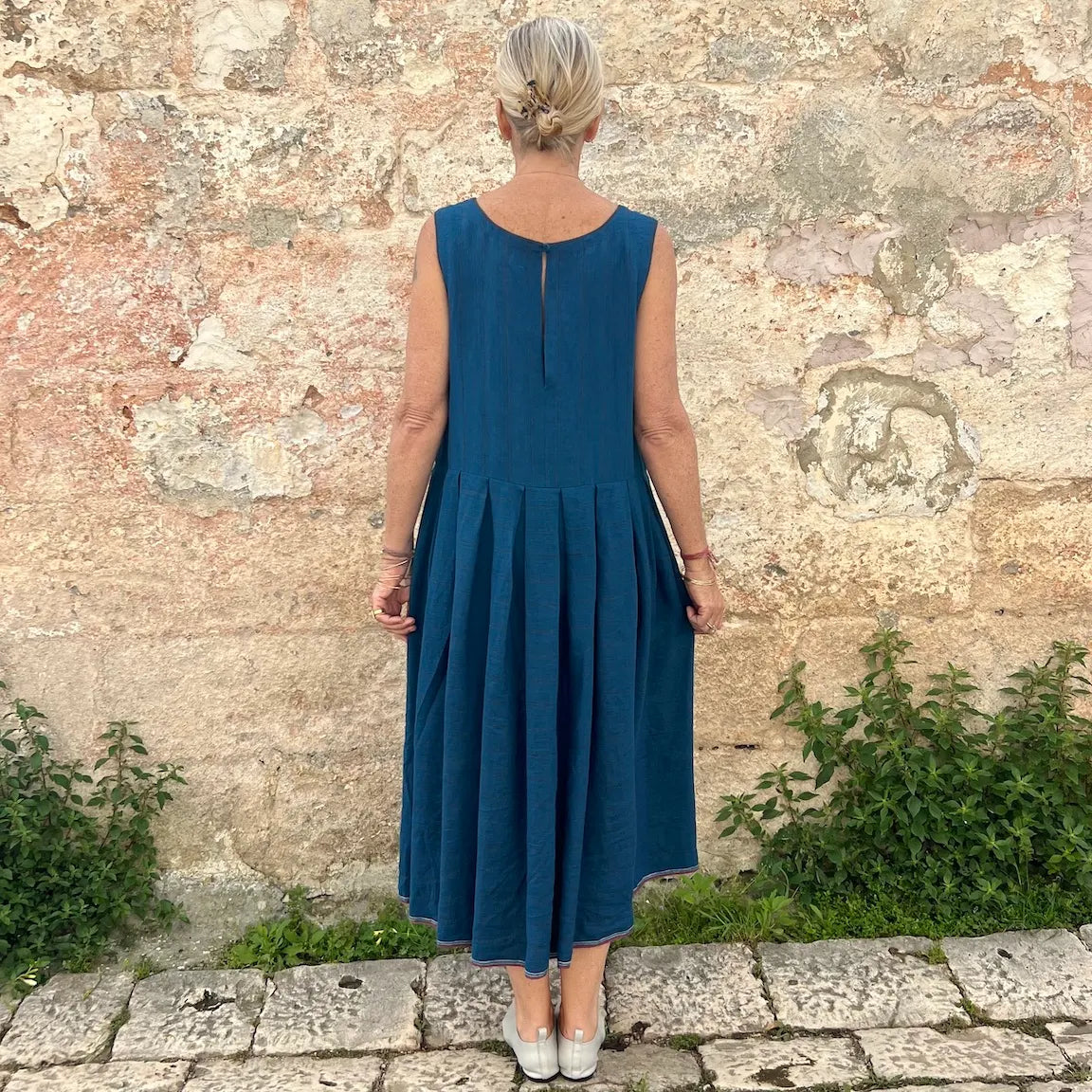 Eka Basil Linen Dress