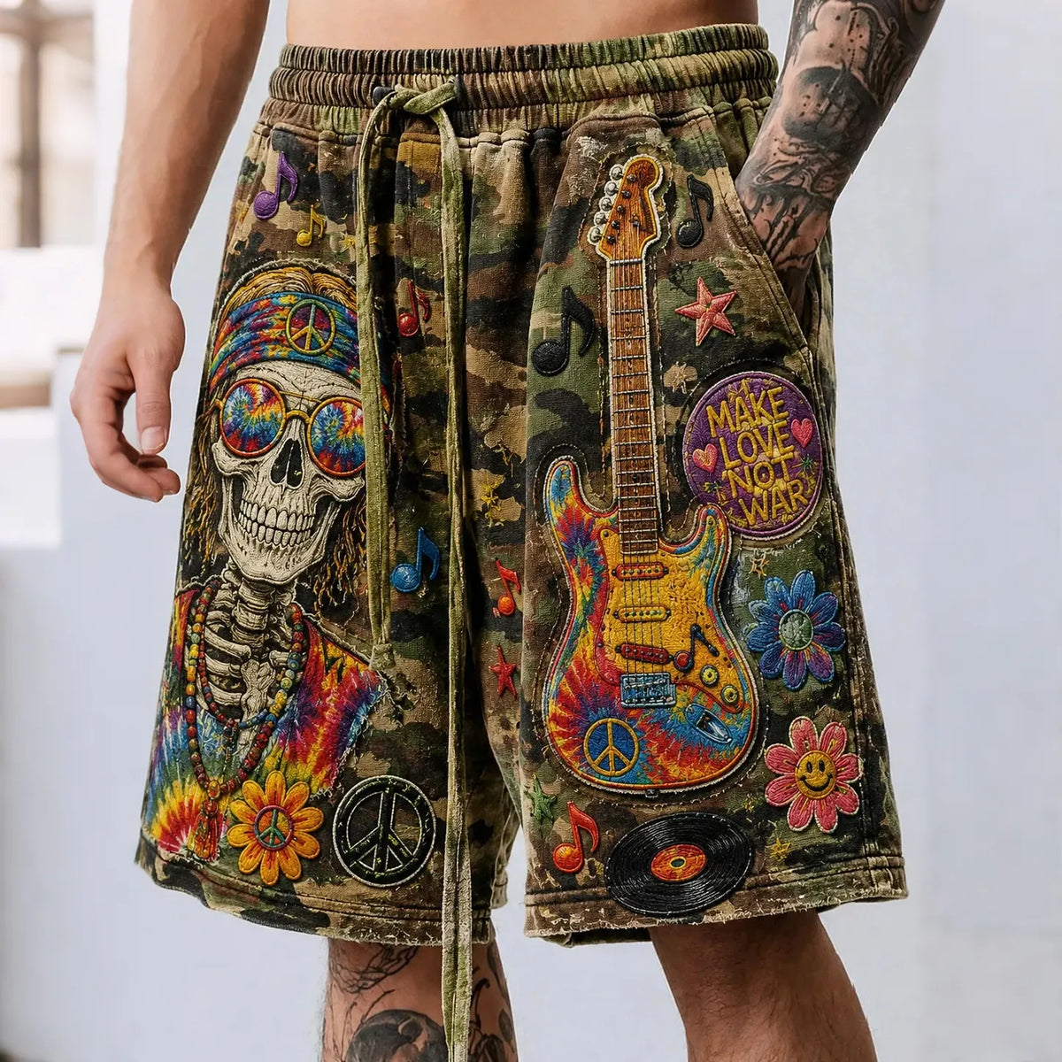 Men's Make Love Not War Skull Hippie Tie-dye Art Camo Print Casual Shorts