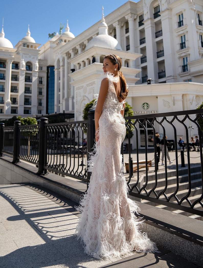 Wedding Dress With Feathers, Simple Dress, Minimalistic Style, Elegant Wedding Dress, Unique Romantic Wedding Dress,  Vintage Lace Dress