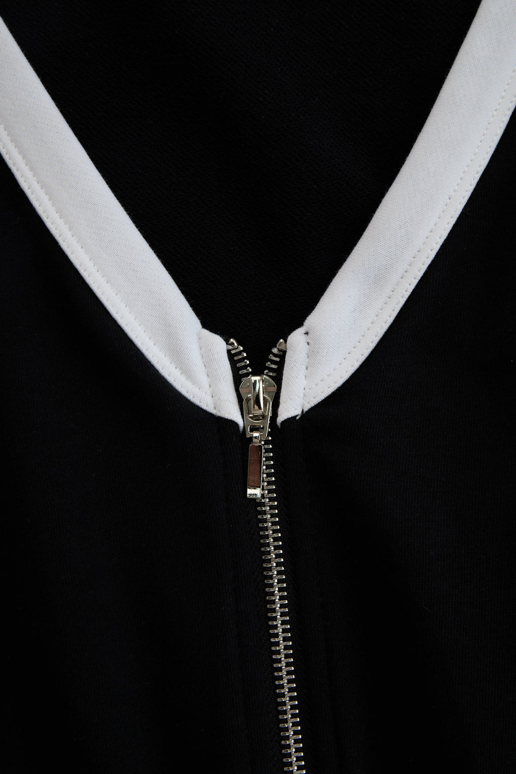 Casual Retro Sporty Black And White Color-blocked V-neck Half-zip Jumpsuit