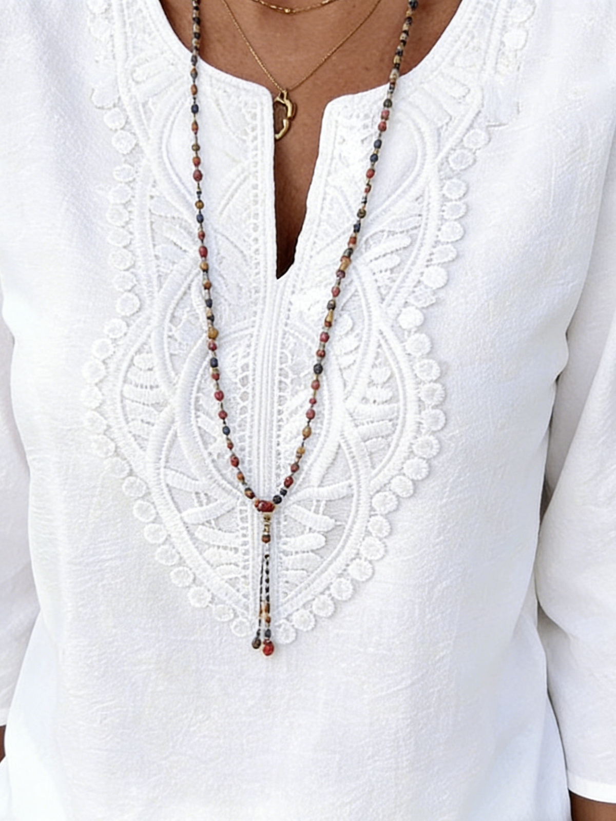 Women's Loose Solid Color V-Neck Lace Edge Shirt