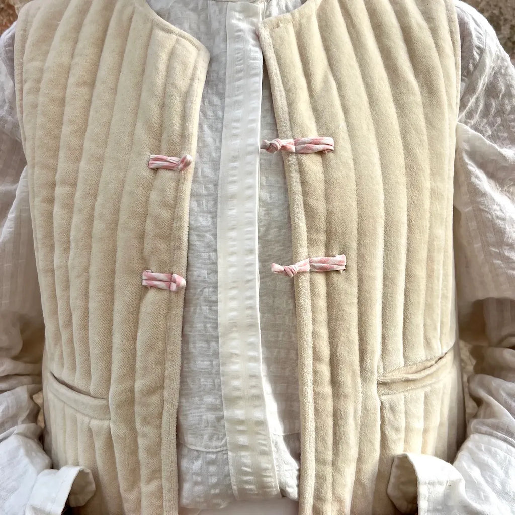 Velvet Vest – Dadihouse
