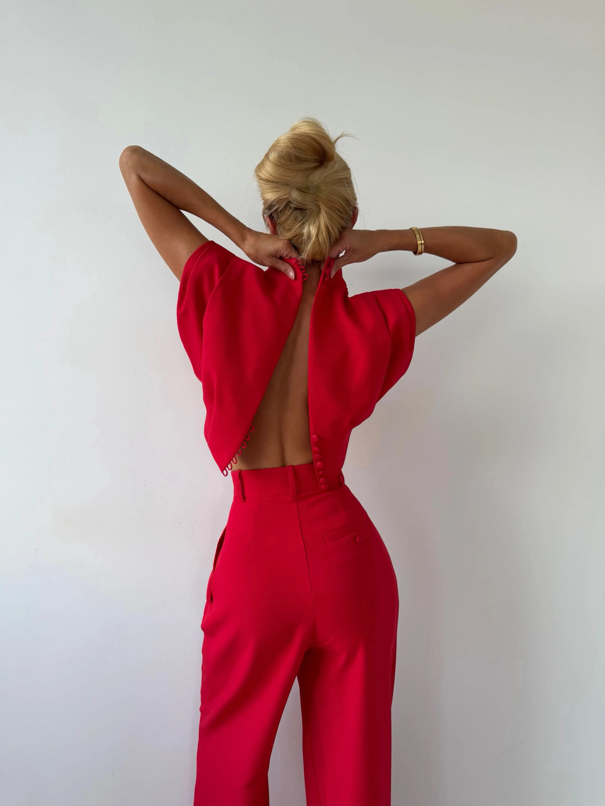 Red Sleeveless Back Cutout Button Top & Red Wide‑Leg Pants Set